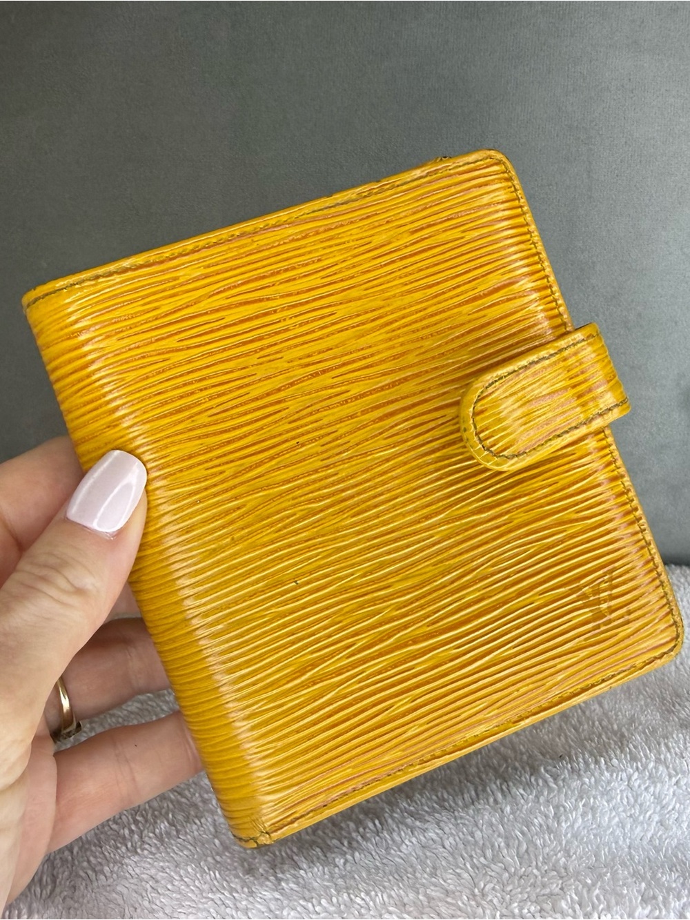 Louis Vuitton Yellow Epi Leather Snap Wallet